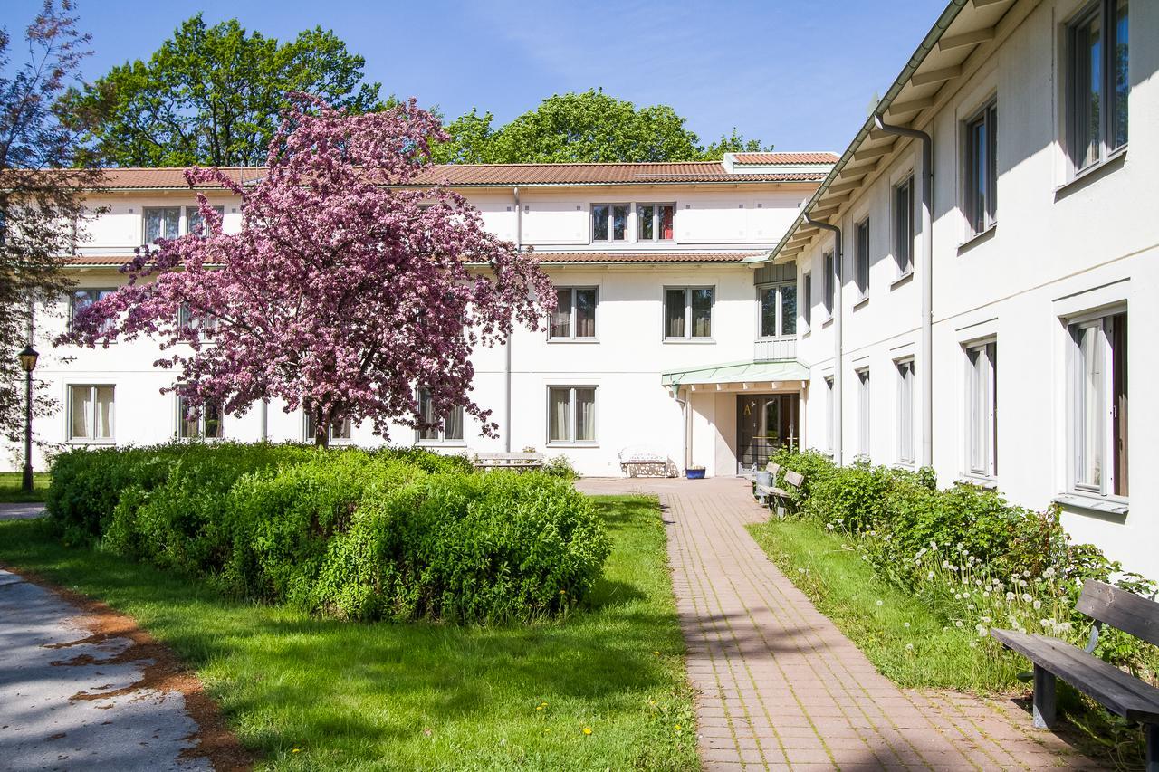 Aronsborgs Konferenshotel Bålsta Exterior foto